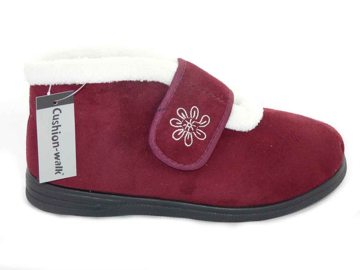 Cushion Walk Women's Ladies Soft Warm Fleece Lined Slippers Boots House Shoes